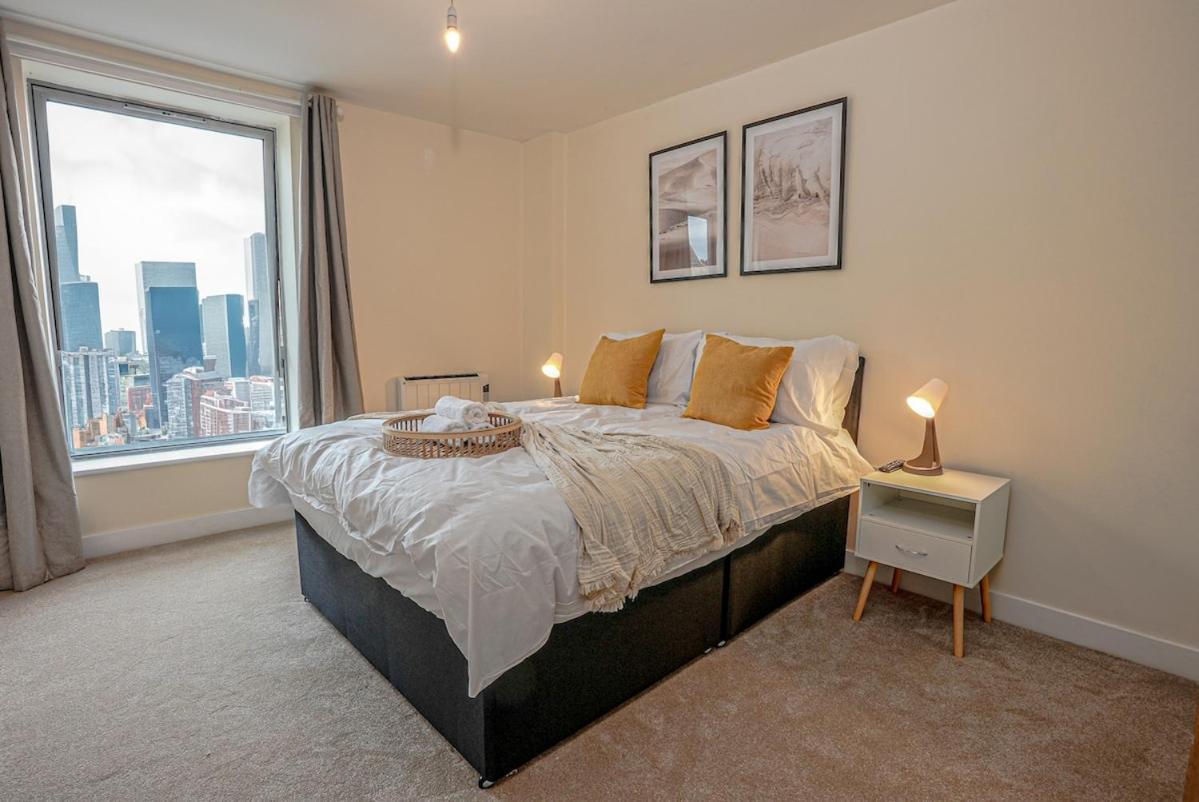 Apartment Elegant 2br Retreat With Secure Parking